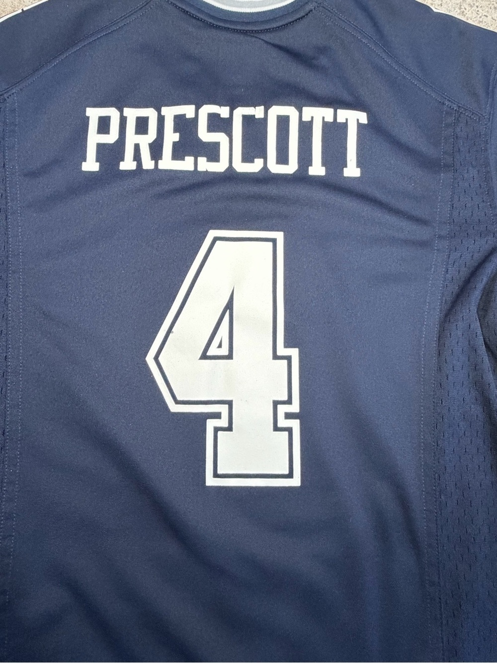 Youth medium Dallas Cowboys #4 Dak Prescott Nike Football Jersey - Picture 7 of 8